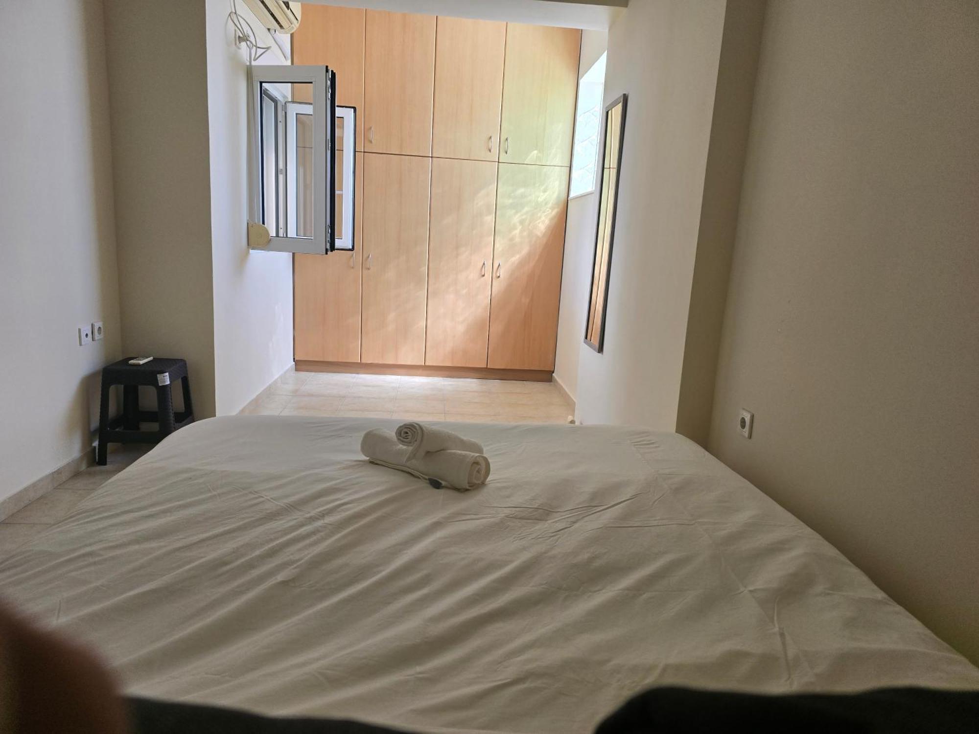 Maria Beach Apartement In Korinth! エクステリア 写真